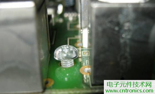 觸摸屏售價過萬？一臺工控設備觸摸屏拆解