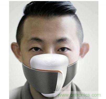 Frog Design 開發(fā)了一款可搭配手機應用程序使用的智能口罩概念原型,內建粒子傳感器,能警告使用者何時該戴上口罩