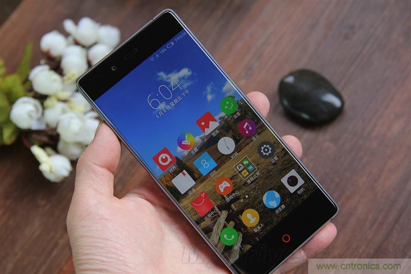 無(wú)邊框的 nubia Z9 ，一款既有驚喜，又有驚艷的智能手機(jī)