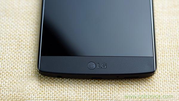 業界良心 LG V10 評測:剛毅、冷峻,不失人性化