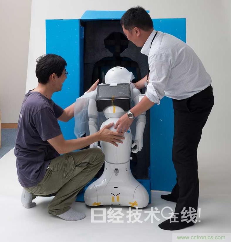 拆解筆記本不過癮，那就來拆拆日本情感機器人吧！