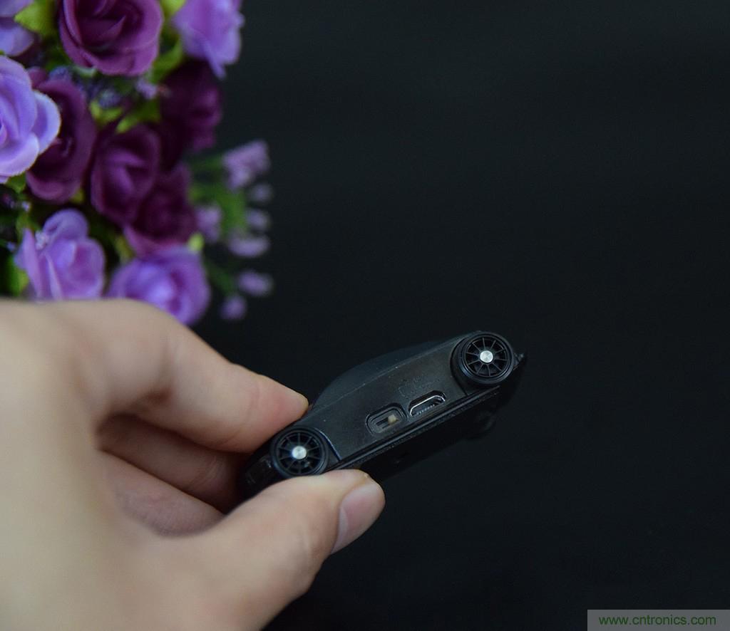 虛擬與現實相結合的飛車游戲，讓你體驗速度與激情的碰撞！